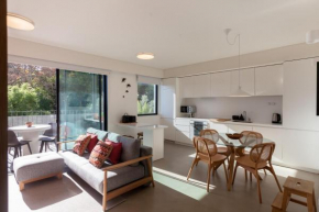 FLH Salitre Design with Botanic Garden View